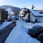 Pensjonat Mona 3*