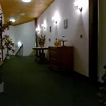Mona Pensjonat 3*